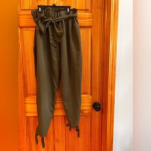 SHEIN Curve Olive Green paper bag Pants